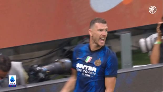 Edin Dzeko's debut goal with Inter